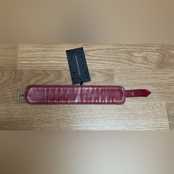 Kiki de Montparnasse ‘Attache Croc cuff’ lambskin leather in Red - Picture 6 of 6